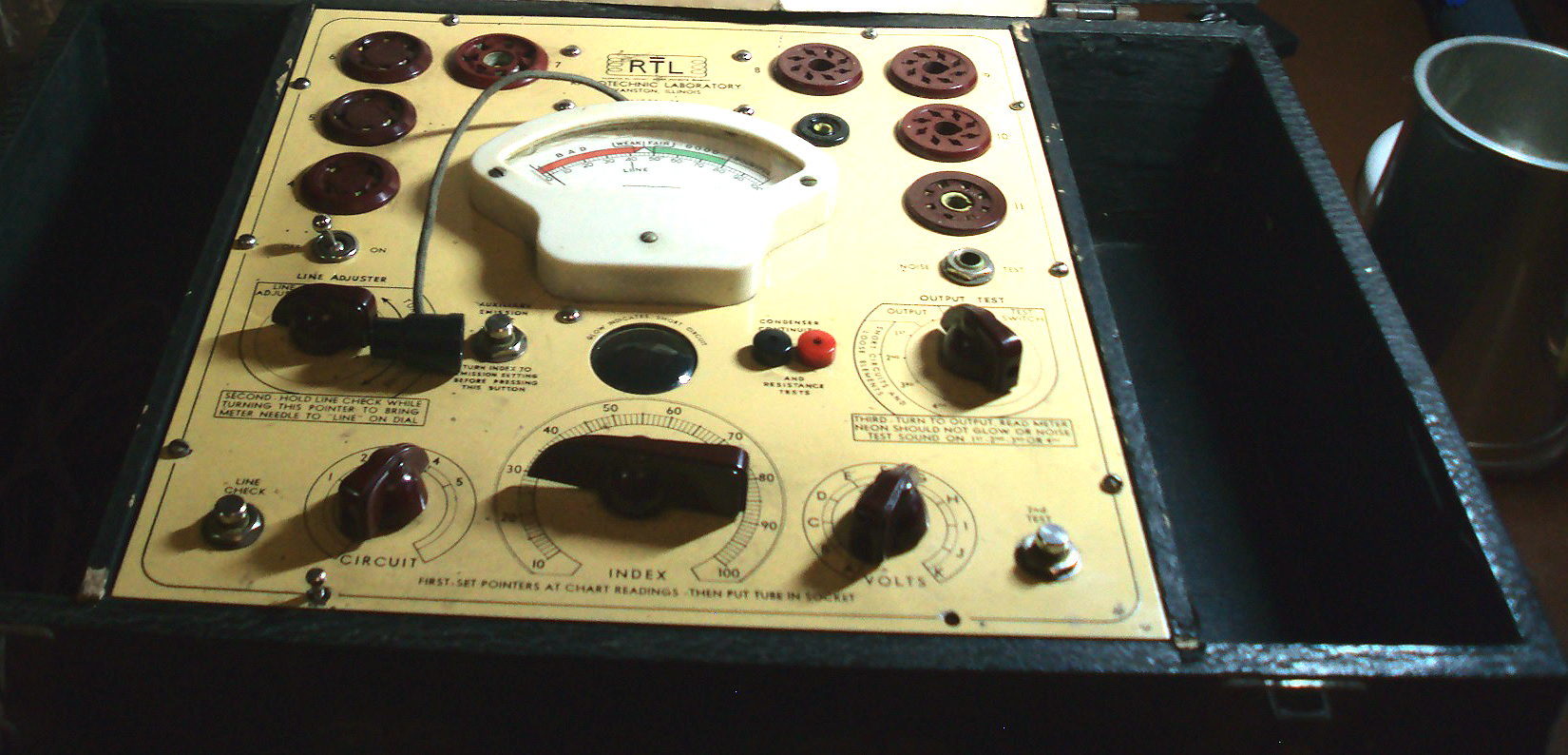 VTG 1948 TRIPLETT 1200 VOLT OHM METER TESTER MULTIMETER